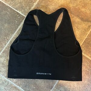 Branwyn essential racer back sports bra